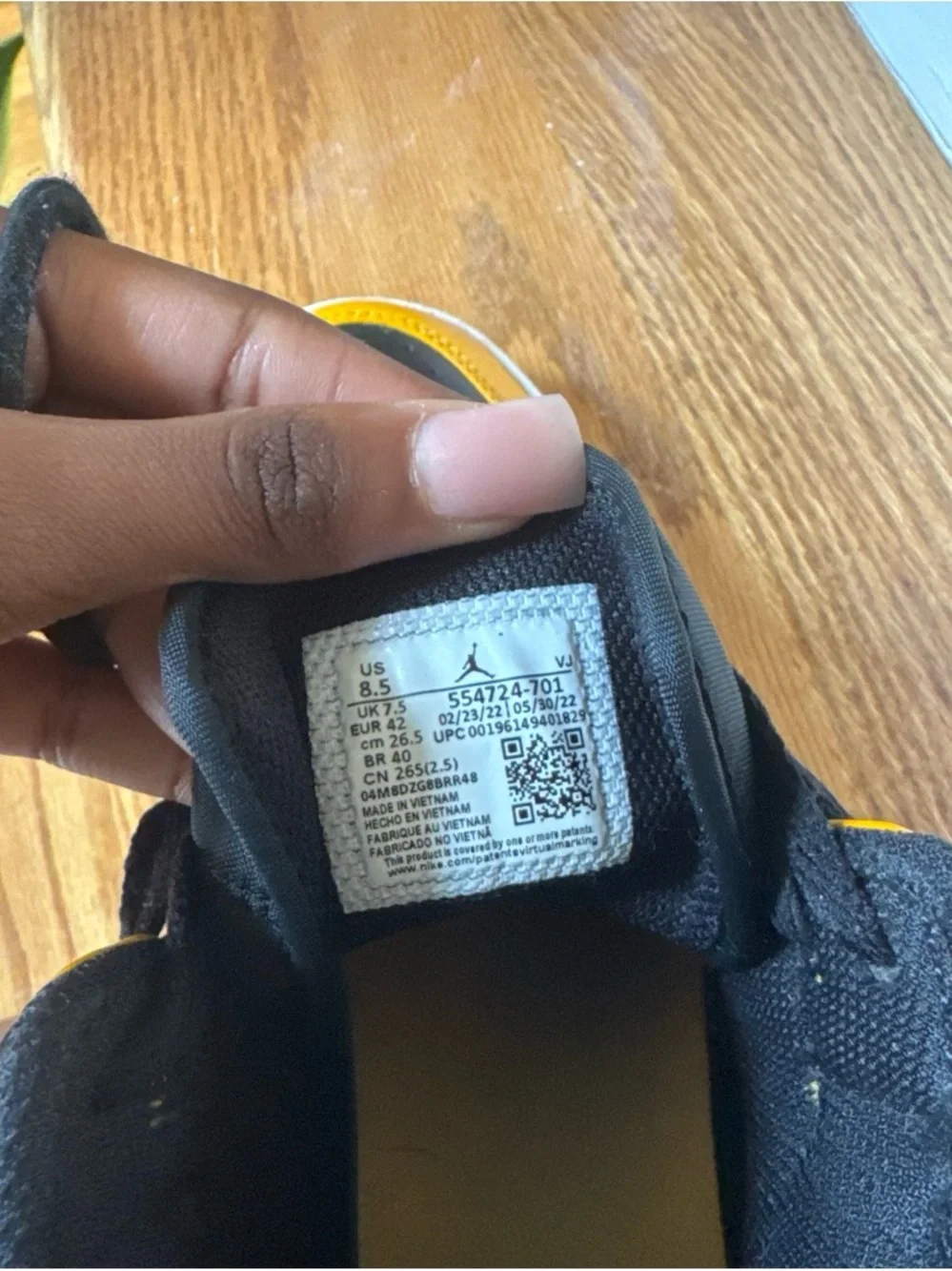 Jordan low top